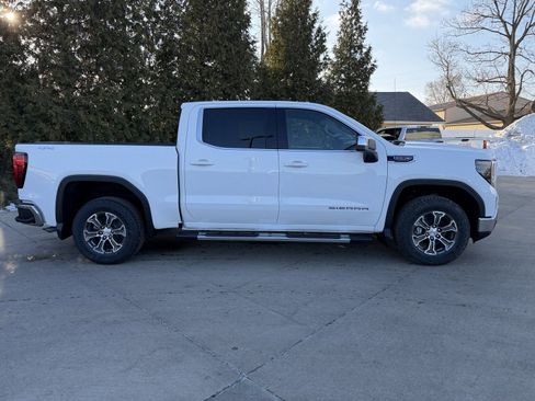 New 2026 GMC Sierra 1500 SLE w/ Preferred Package AWD/4WD image 31