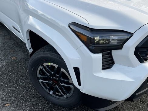 New 2025 Toyota Tacoma TRD Sport image 2