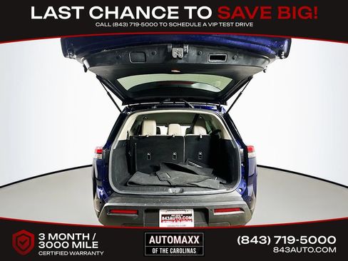 Used 2023 Nissan Pathfinder SV AWD/4WD image 34
