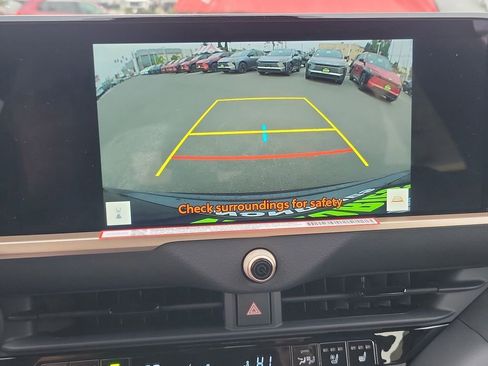 New 2026 Toyota Crown Signia image 31