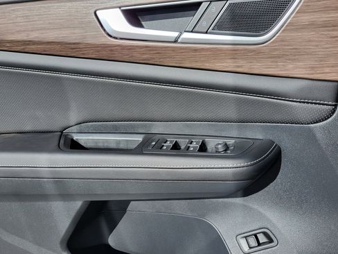 New 2026 Volkswagen Atlas SEL AWD/4WD image 14