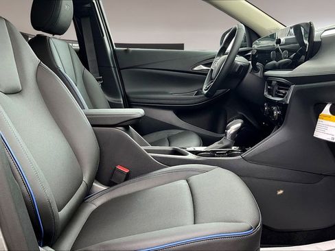 New 2026 Buick Encore GX Sport Touring w/ Black Roof Package FWD image 10