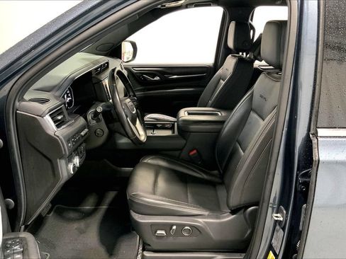 Used 2021 GMC Yukon Denali w/ Denali Premium Package RWD image 15