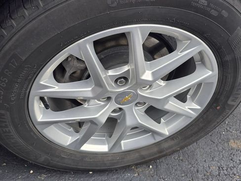 Used 2022 Chevrolet Equinox LT FWD image 23