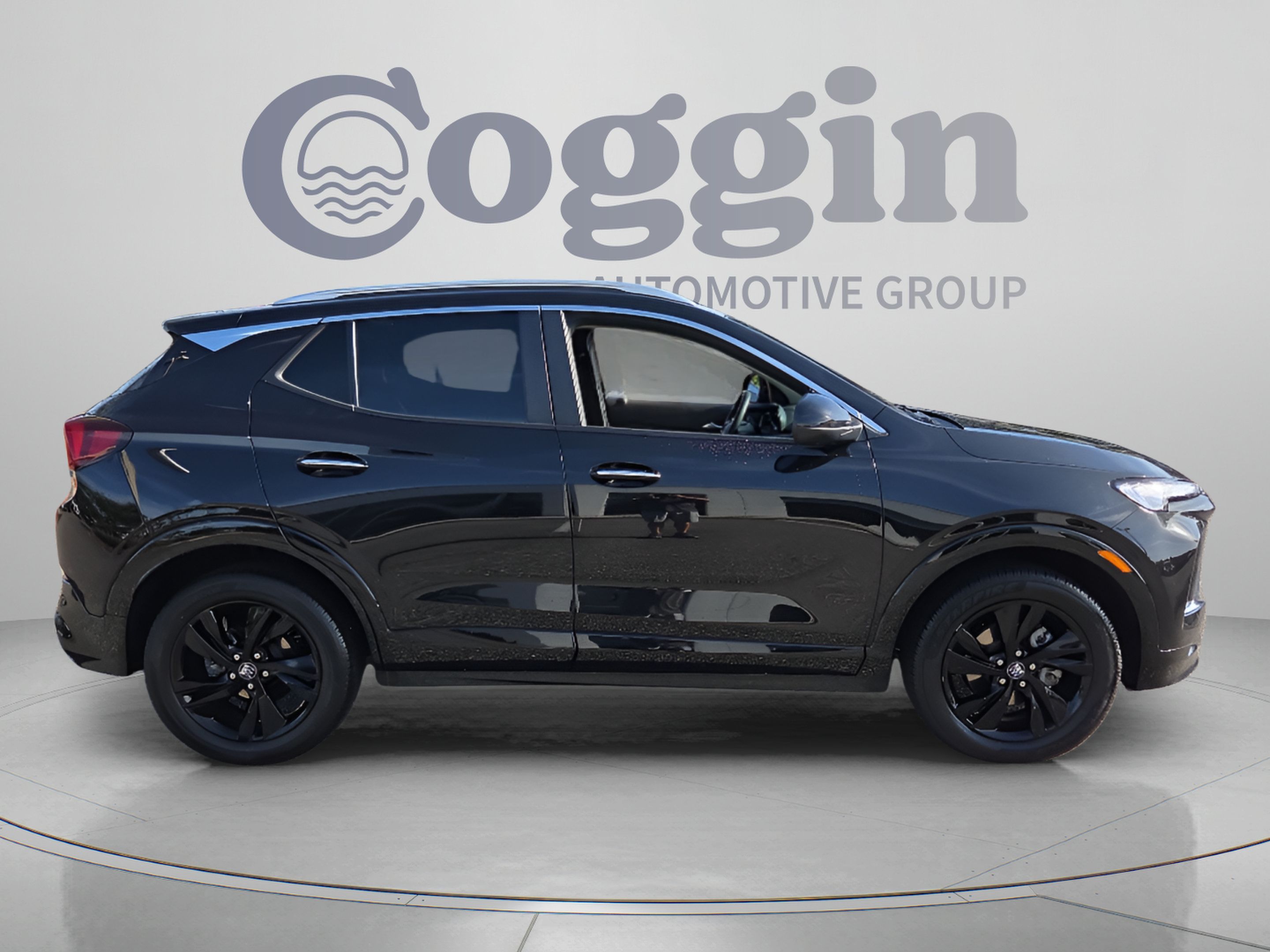 Certified 2024 Buick Encore GX Sport Touring AWD/4WD image 6