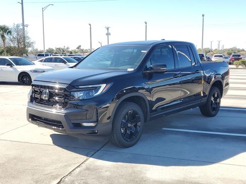 New 2026 Honda Ridgeline Black Edition image 8