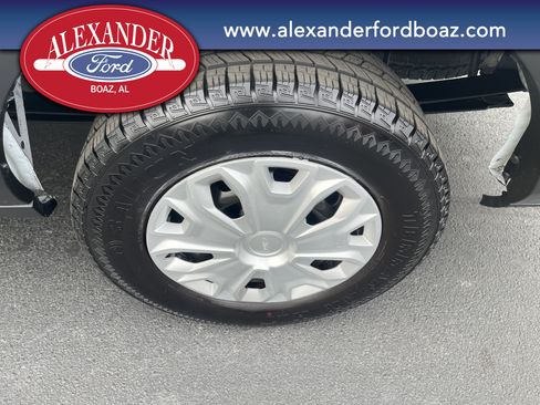 Used 2023 Ford Transit 350 XLT image 9