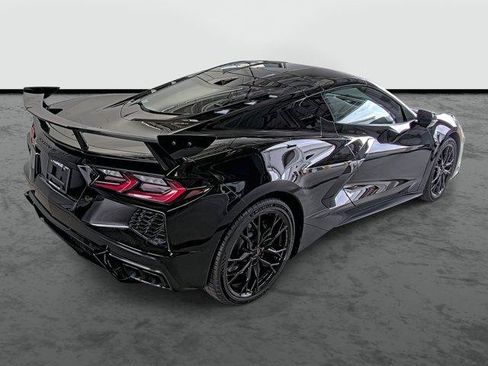 New 2027 Chevrolet Corvette Stingray Coupe w/ Z51 Performance Package RWD image 4