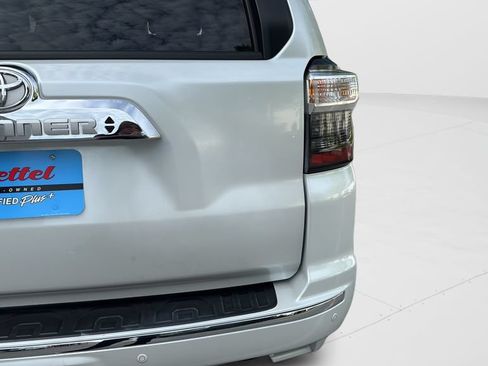 Used 2024 Toyota 4Runner Limited AWD/4WD image 41