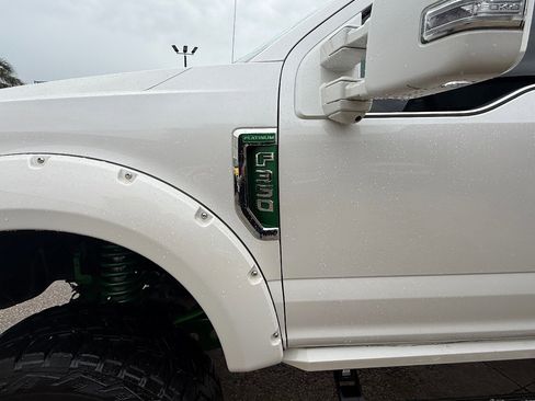 Used 2019 Ford F350 Platinum w/ Platinum Ultimate Package image 11