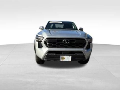 New 2025 Toyota Tacoma TRD Off-Road image 10