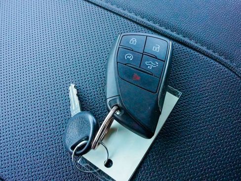 Used 2024 Chevrolet Silverado 2500 LTZ w/ LTZ Plus Package image 27