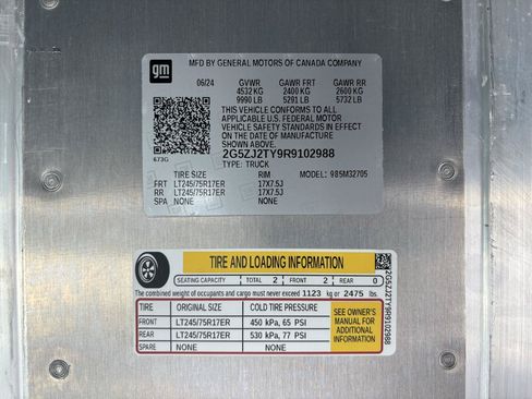 Used 2024 Chevrolet Brightdrop 400 w/ Commercial Equipment Package AWD/4WD image 30