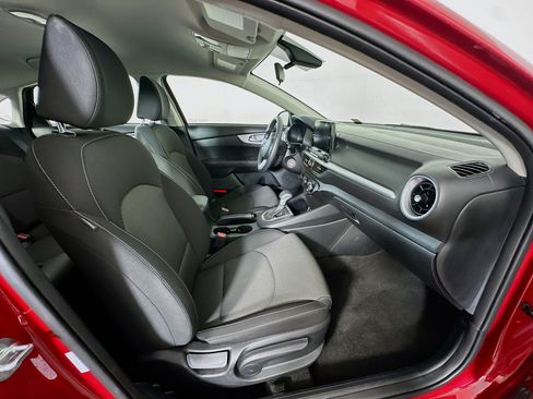 Used 2024 Kia Forte LXS image 30