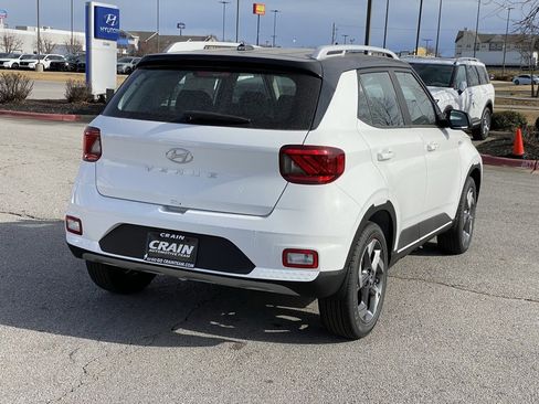 New 2026 Hyundai Venue SEL image 8