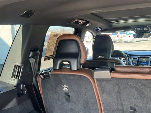Certified 2023 Volvo XC90 B5 Plus w/ Protection Package image 44