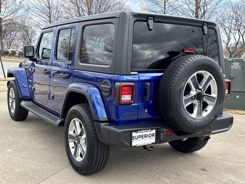 Used 2020 Jeep Wrangler Unlimited Sahara image 7