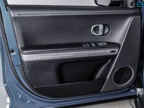Used 2024 Hyundai Ioniq 5 Limited image 12