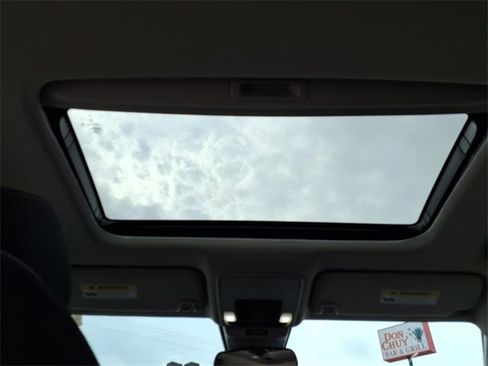 Used 2024 Honda Accord EX image 9