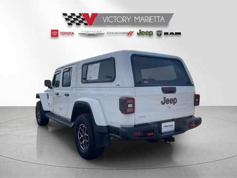 Used 2025 Jeep Gladiator Rubicon AWD/4WD image 3