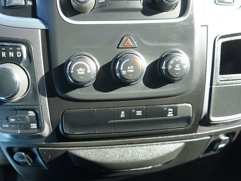 Used 2024 RAM 1500 Classic Warlock image 33