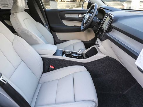 New 2026 Volvo XC40 B5 Plus w/ Protection Package Premier image 16