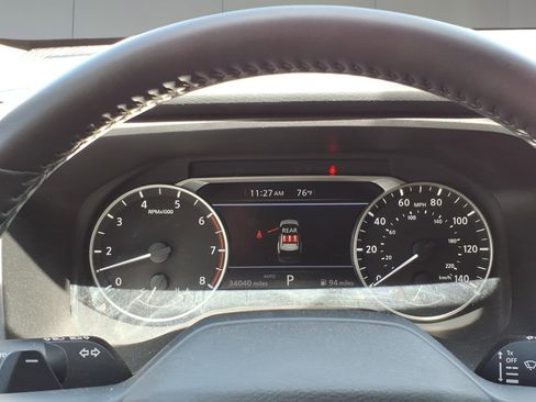 Used 2025 Nissan Rogue SV AWD/4WD image 13