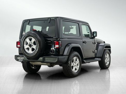 Used 2021 Jeep Wrangler Sport AWD/4WD image 5