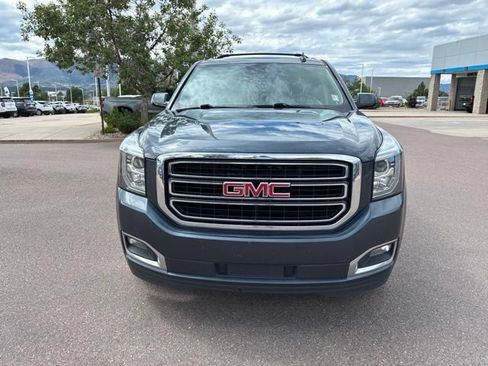 Used 2020 GMC Yukon SLT AWD/4WD image 2
