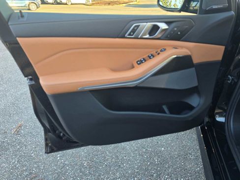 Used 2025 BMW X5 M60i w/ Climate Comfort Package image 20