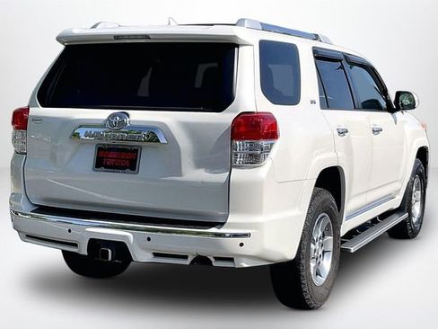 Used 2011 Toyota 4Runner SR5 w/ Convenience Pkg RWD image 13