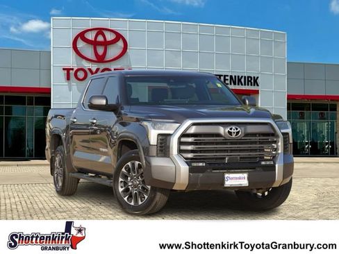 Used 2026 Toyota Tundra Limited w/ Power Package AWD/4WD image 1