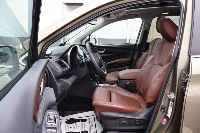 Used 2023 Subaru Ascent Touring AWD/4WD image 18