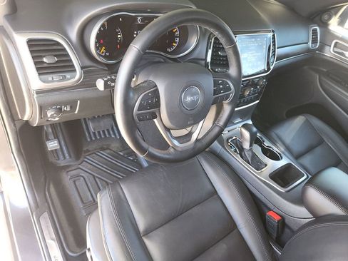 Used 2021 Jeep Grand Cherokee Limited image 11