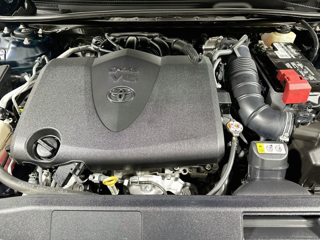 Used 2018 Toyota Camry XSE w/ Driver Assist Package FWD image 22