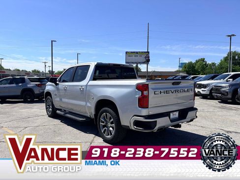Used 2020 Chevrolet Silverado 1500 RST w/ Texas Edition AWD/4WD image 5
