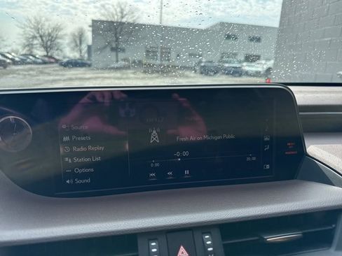 Used 2019 Lexus ES 350 w/ Accessory Package 2 image 26