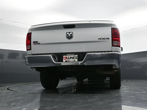 Used 2022 RAM 1500 Classic SLT AWD/4WD image 54