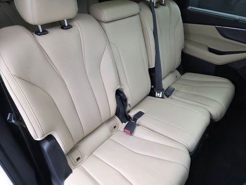 Used 2024 Acura MDX SH-AWD w/ Advance Package image 31