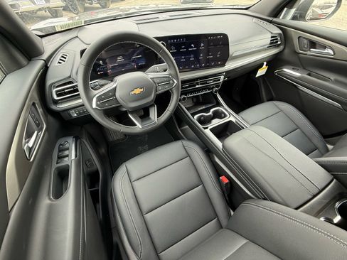 New 2026 Chevrolet Traverse LT image 18