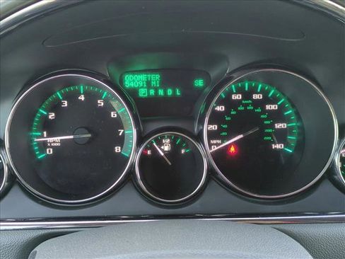 Used 2017 Buick Enclave Leather FWD image 11