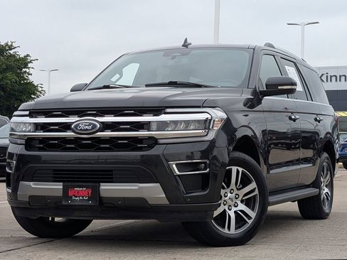 Used 2024 Ford Expedition Limited AWD/4WD image 2