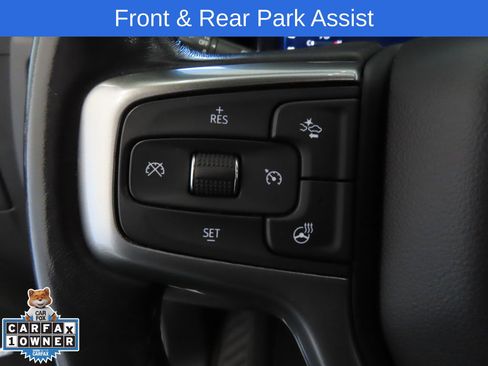 Used 2022 Chevrolet Suburban LT w/ Luxury Package image 15