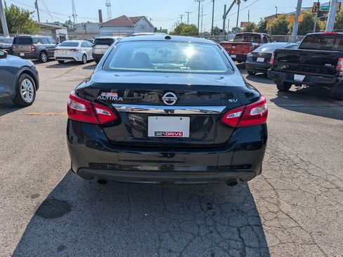 Used 2017 Nissan Altima 2.5 SV image 7
