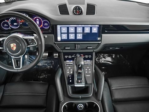 Certified 2021 Porsche Cayenne S AWD/4WD image 15
