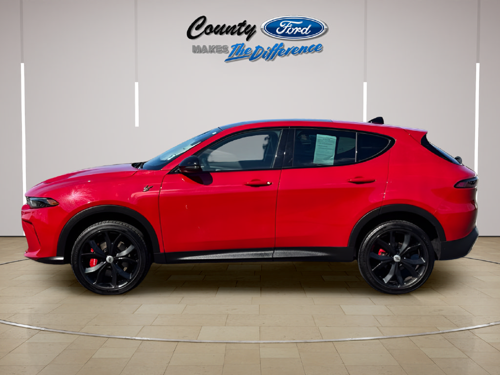 Used 2024 Dodge Hornet GT AWD/4WD image 3