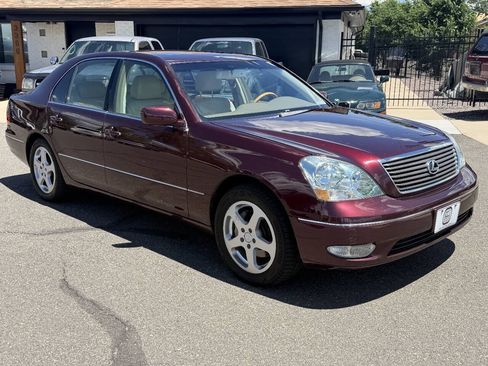 Used 2003 Lexus LS 430 RWD image 25