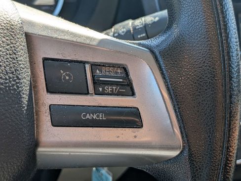 Used 2014 Subaru Forester 2.5i AWD/4WD image 25