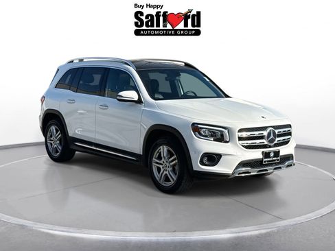 Used 2022 Mercedes-Benz GLB 250 4MATIC image 10
