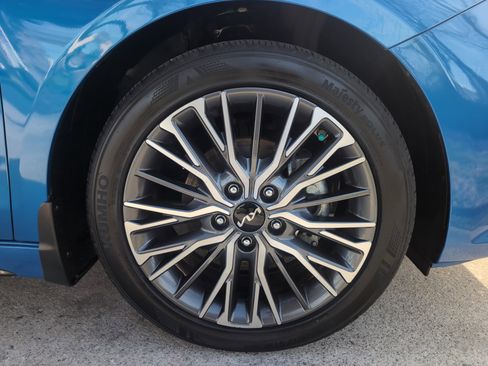 Used 2022 Kia Forte GT-Line w/ GT-Line Technology Package image 13